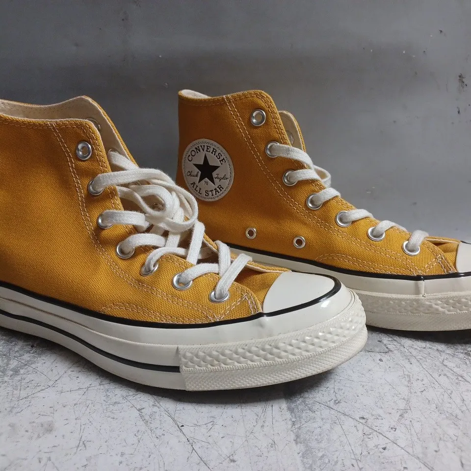 BOXED PAIR OF CONVERSE ALL STAR SHOES IN YELLOW SIZE UK 6