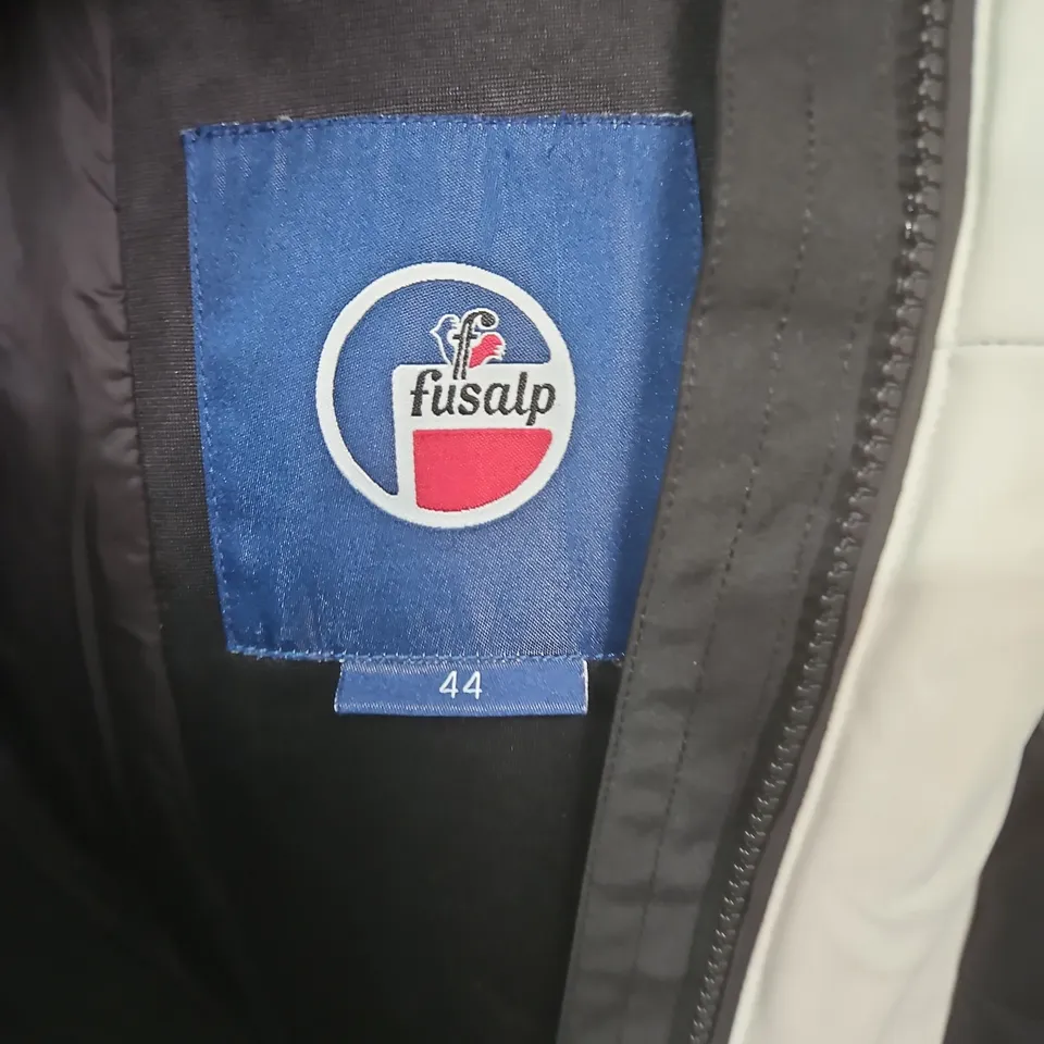 FUSALP SKI JACKET – BLACK & CREAM, FUR TRIM, UK 34 (EU 44)