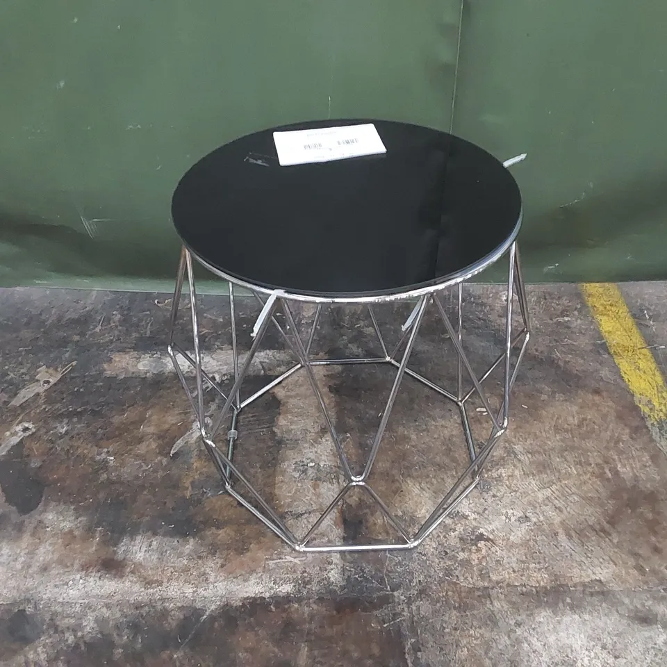 DESIGNER GEOMETRIC SHAPED SIDE TABLE WITH TEMPERED GLASS TOP