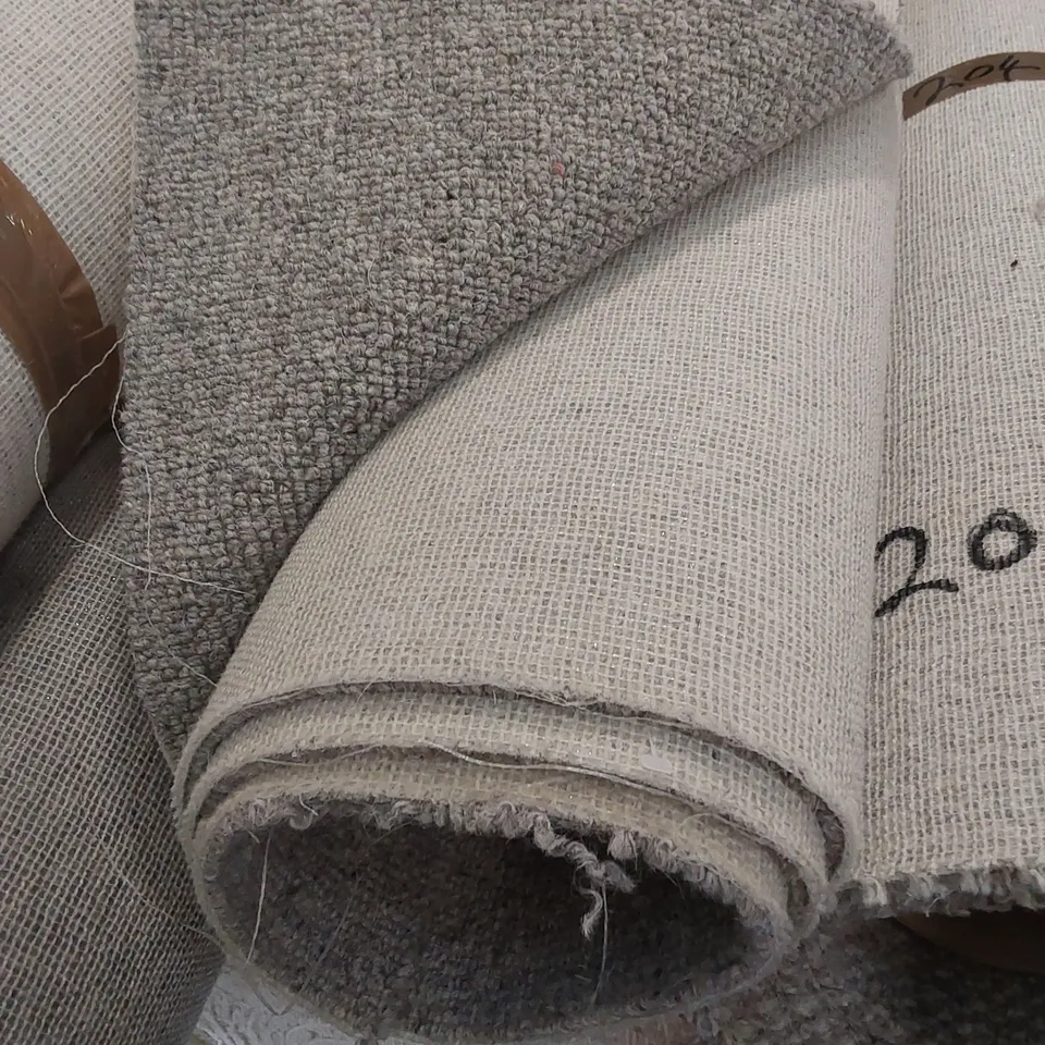 ROLL OF QUALITY HEATHCOTE GREY WILLOW CARPET // SIZE: APPROX 4 X 2m