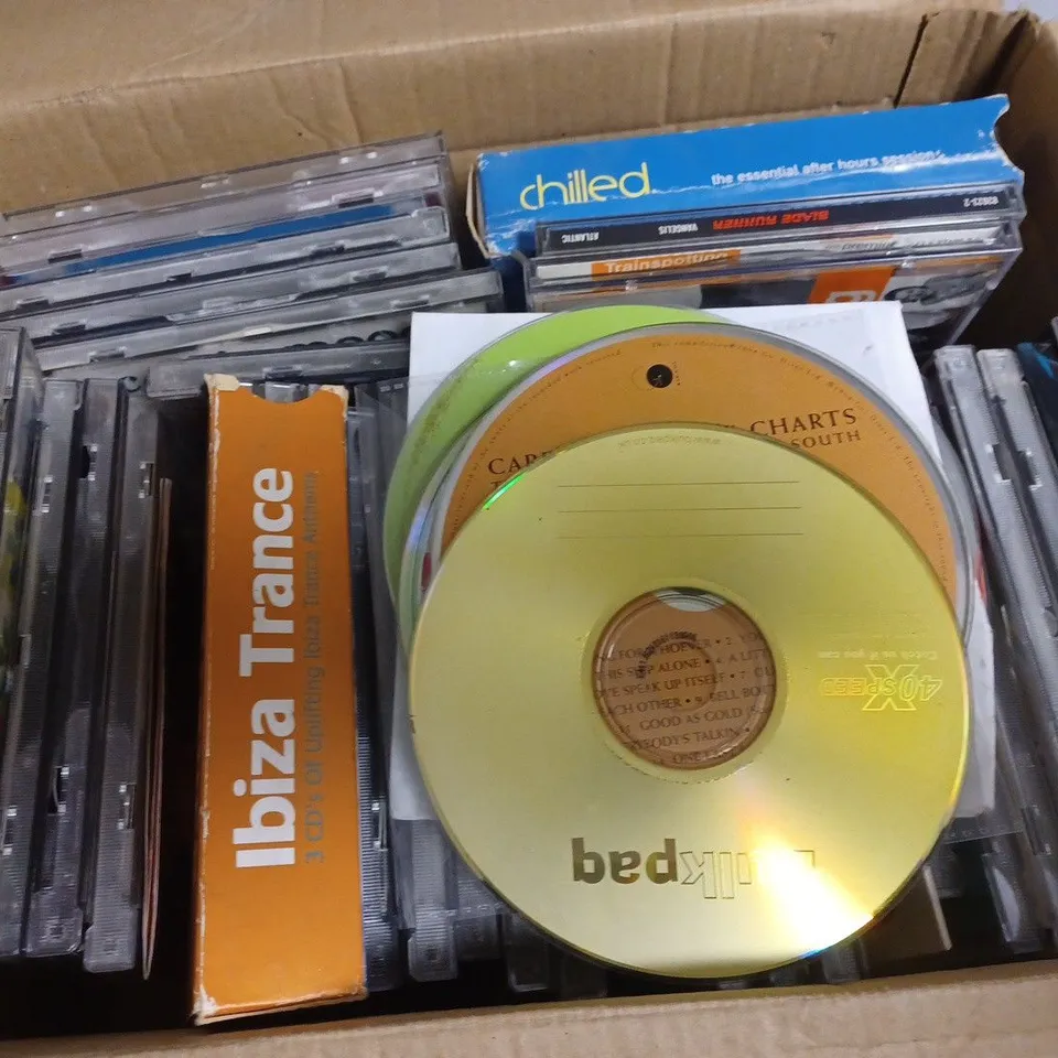 APPROXIMATELY 30 ASSORTED MUSIC CD ALBUMS TO INCLUDE OASIS WHAT'S THE STORY MORNING GLORY, JERRY MAGUIRE MOTION PICTURE SOUNDTRACK, IBIZA TRANCE ANTHEMS 