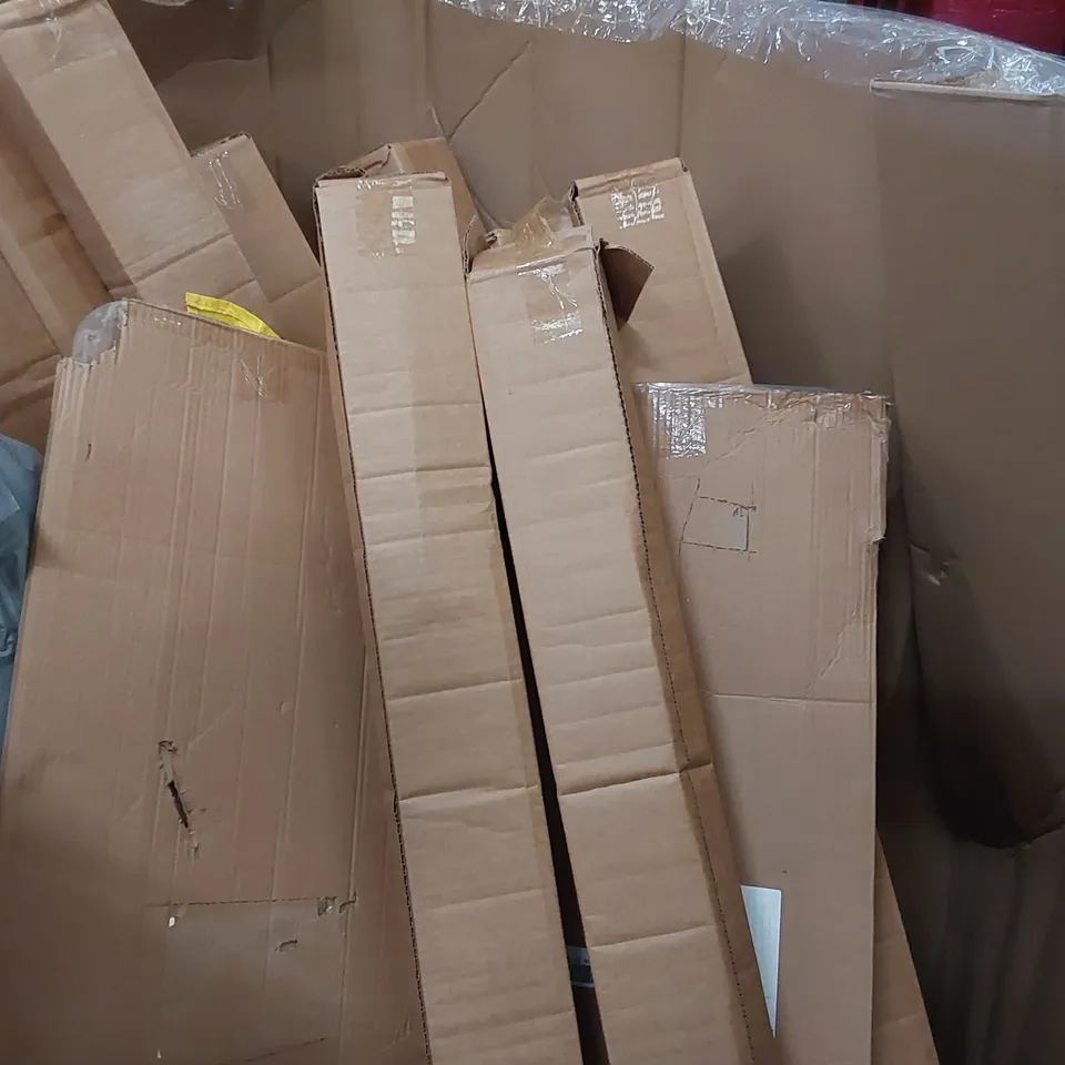 PALLET OF ASSORTED CONSUMER PRODUCTS TO INCLUDE: GARMENT RACK, 4.5M TELESCOPIC LADDER, BACKPACK, BEACH TENT ECT