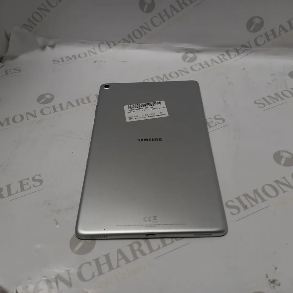 SAMSUNG GALAXY TAB A - SILVER 