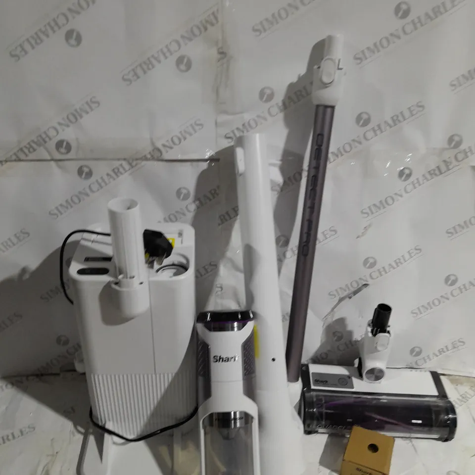 BOXED SHARK DETECT PRO 1.3L AUTO EMPTY VACUUM CLEANER IW3510UK