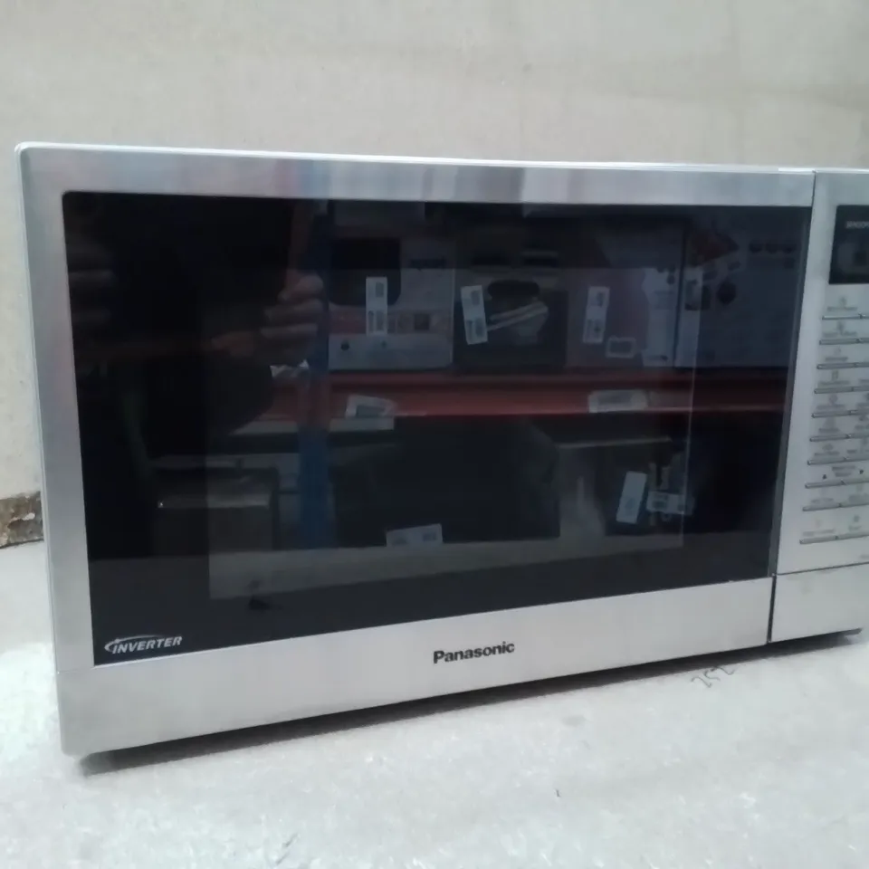 PANASONIC MICROWAVE OVEN 