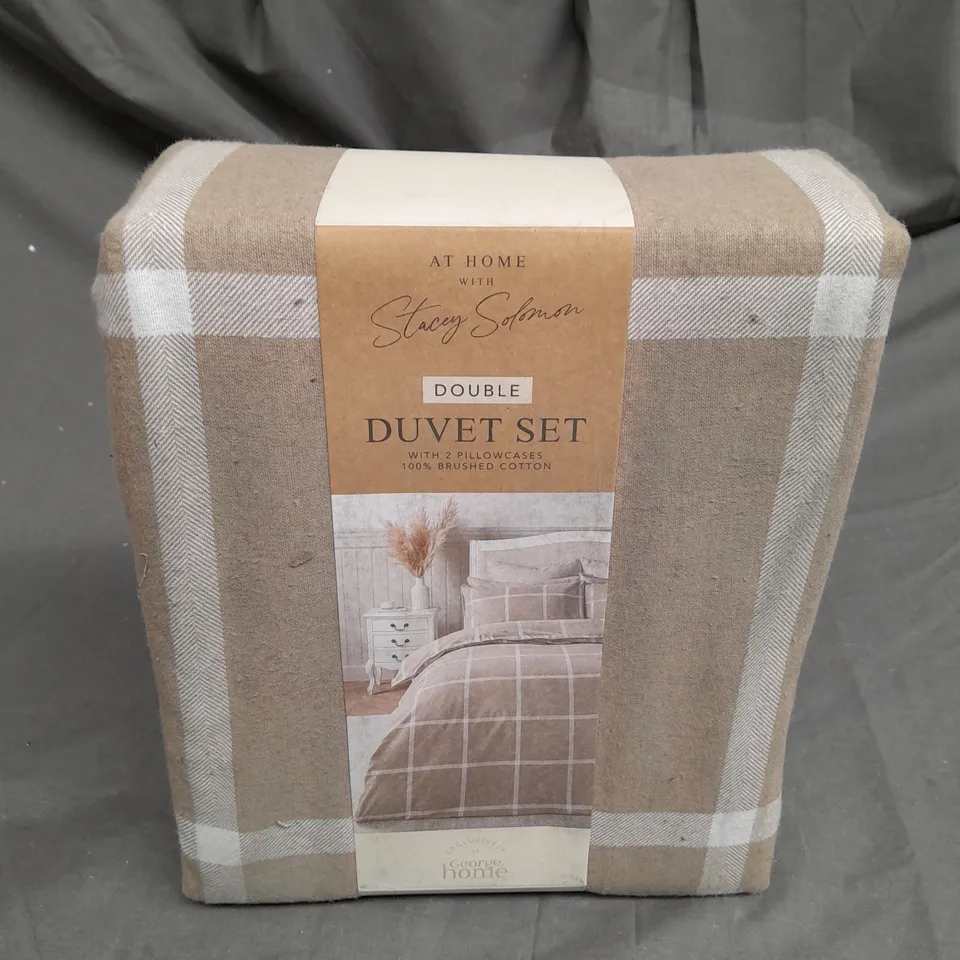 AT HOME WITH STACEY SOLOMON DOUBLE DUVET SET 