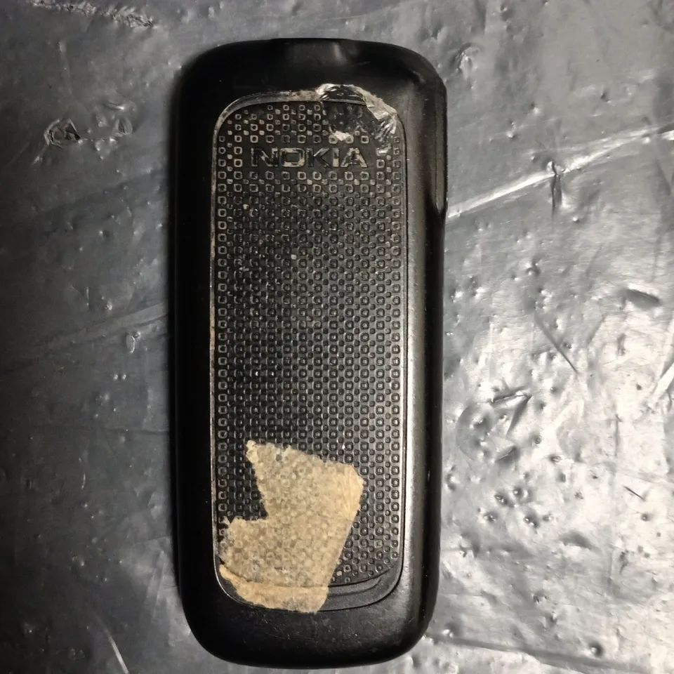 NOKIA RM-543 MOBILE PHONE