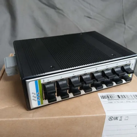 BOXED WAGO ETHERNET SWITCH 852-1106