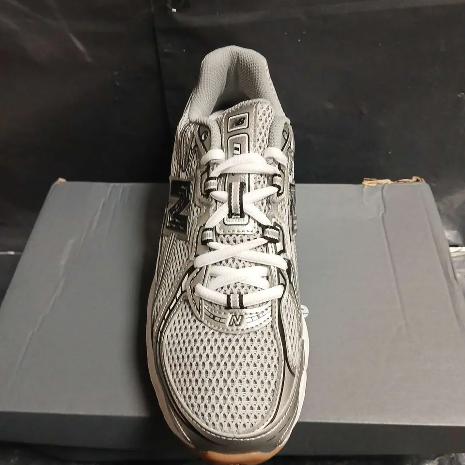 BOXED PAIR OF NEW BALANCE RUNNING SHOES – GREY MESH - UK SIZE 5.5