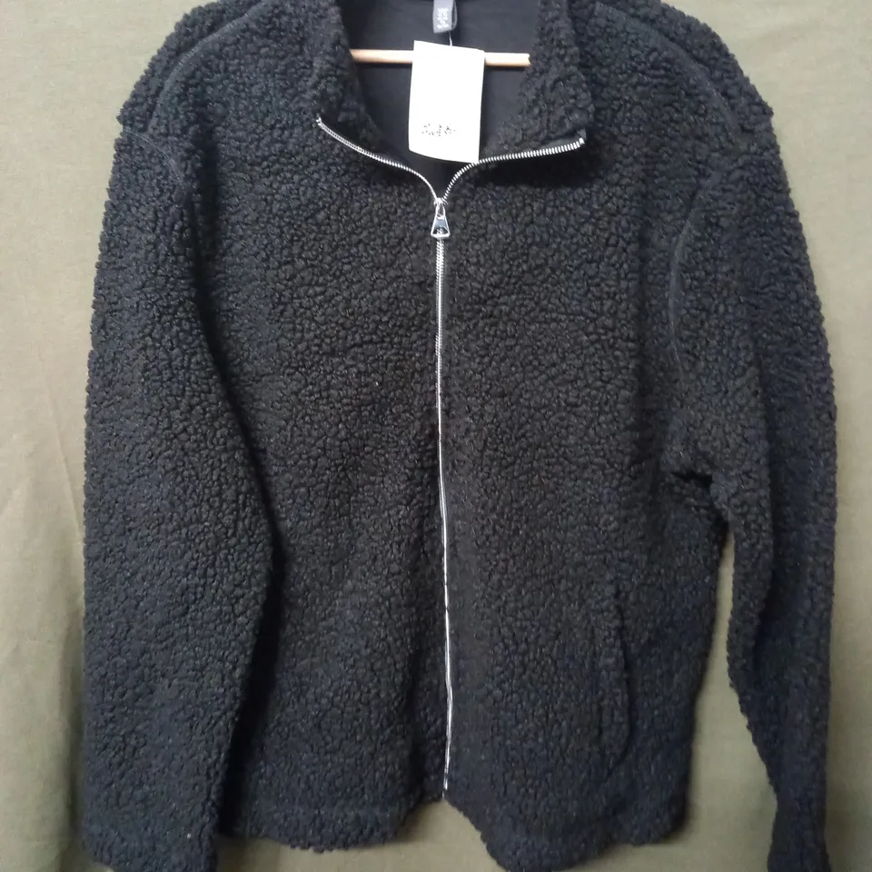 H&M BLACK BORG ZIP THROUGH JACKET - EUR XL