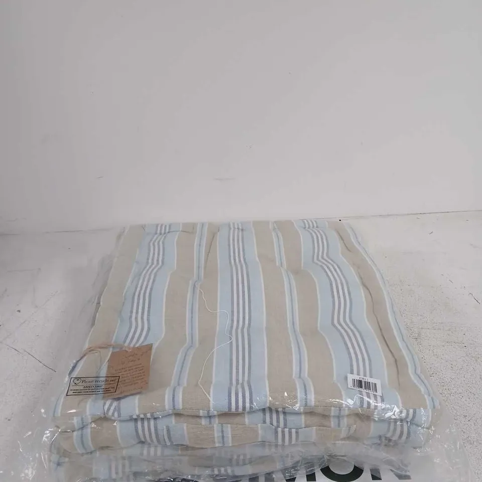 DIBOR SET OF 2 PADDED CUSHIONS/SEATS
