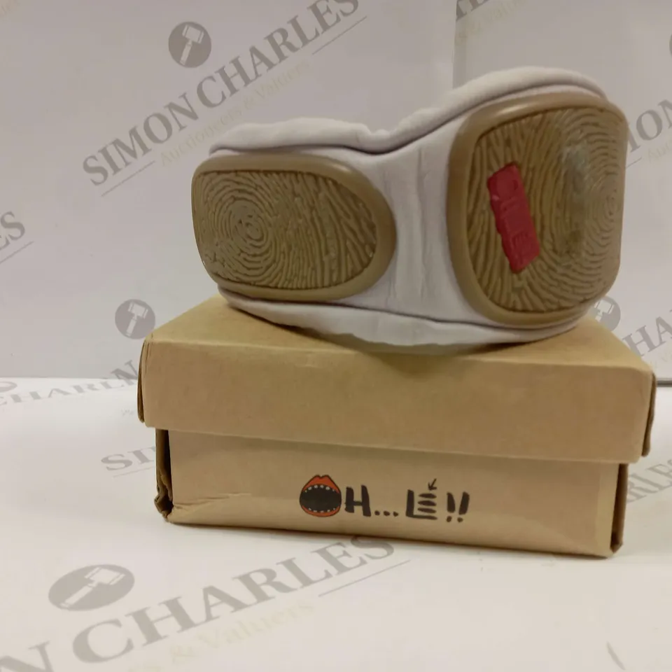 BOXED PAIR OF OH LE DESIGN FOLDING BALLET FLATS UK SIZE 7 