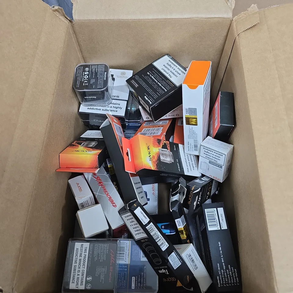 BOX OF APPROXIMATELY 30 ASSORTED E-CIGARETTES AND ACCOMPANIMENTS TO INCLUDE: VARIOUS ASPIRE PRODUCTS 