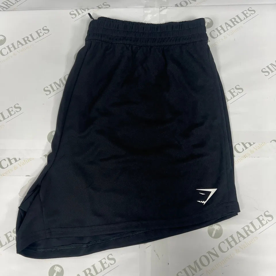 GYMSHARK TRAINING SHORTS IN BLACK SIZE XL