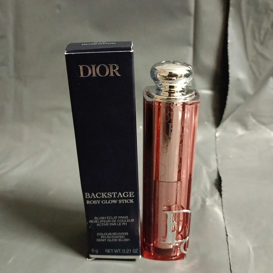 DIOR BACKSTAGE ROSY GLOW STICK – PINK BLUSH (6 G)