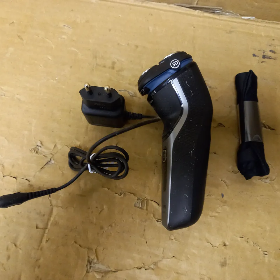 PHILIPS 3000 SERIES SHAVER