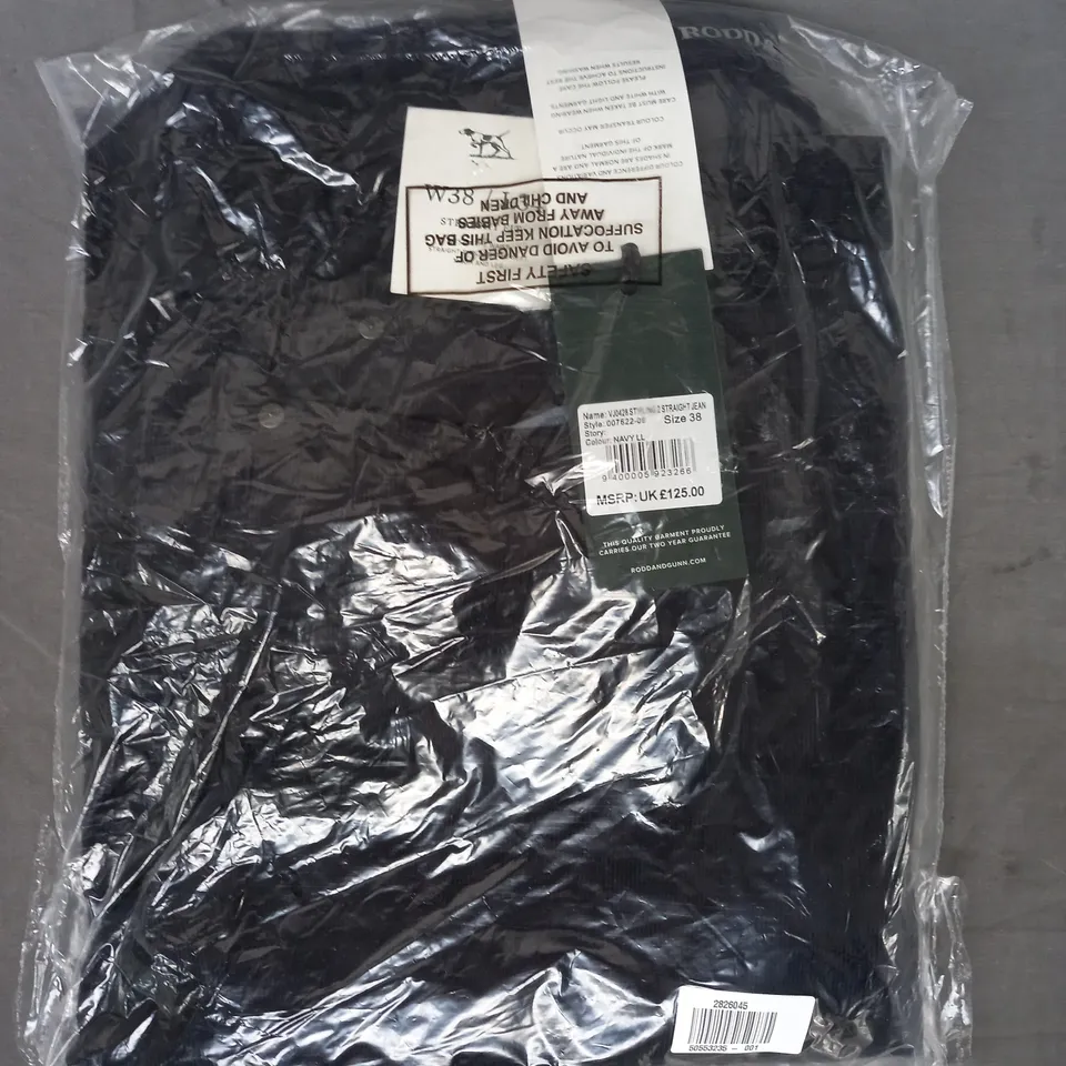 RODD & GUNN STIRLING 2 STRAIGHT JEANS IN NAVY SIZE 38/34