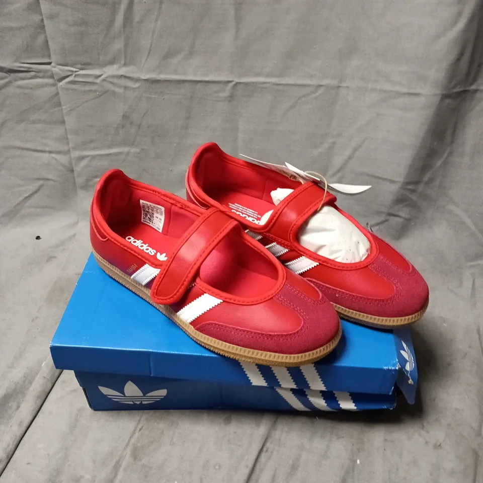 ADIDAS KIDS' VELCRO TRAINERS - RED (BOXED) SIZE 4