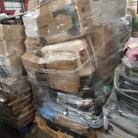 PALLET OF ASSORTED E-COMMERCE GOODS AND PRODUCTS TO INCLUDE; A LARGE NUMBER OF CAMPING CHAIRS, CAMPING WAGON, WHEELBARROW WHEEL, SOFT PLAYPEN, VELVET HANGERS, BIN BAGS, FLOOR FAN, SUITCASES/CABIN BAGS