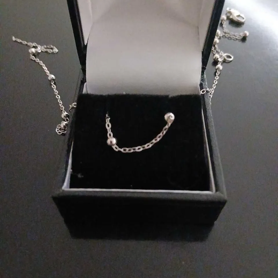 LARA PEARL BUTTON PEARL NECKLACE STERLING SILVER