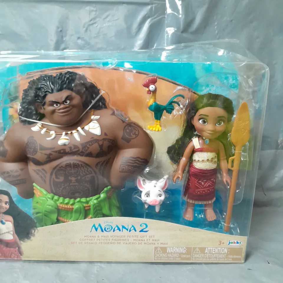 BOXED DISNEY MOANA MOANA 2 MOANA & MAUI PETITE GIFT SET