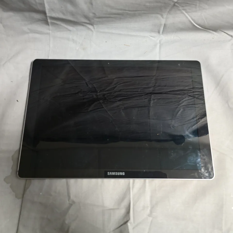 SAMSUNG TABLET SM-W708NZKABTU, 128GB, WINDOWS OS, BLACK