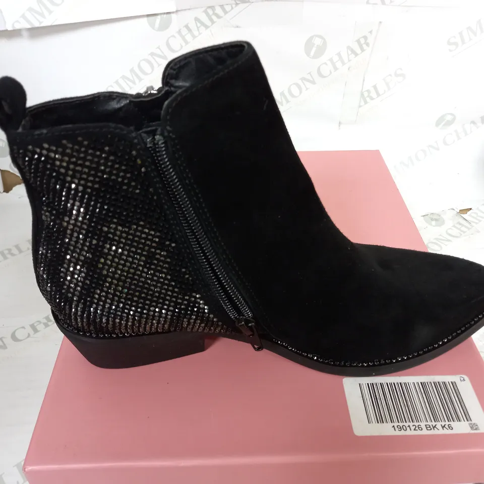 BOXED PAIR OF MODA IN PELLE KATREENA CRYSTAL ANKLE BOOTS, BLACK - SIZE 6