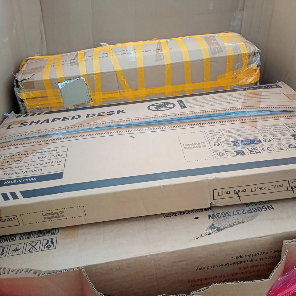 PALLET OF ASSORTED HOUSEHOLD ITEMS TO INCLUDE FOLDING CHAIR, L-SHAPED DESK AND BED FRAME