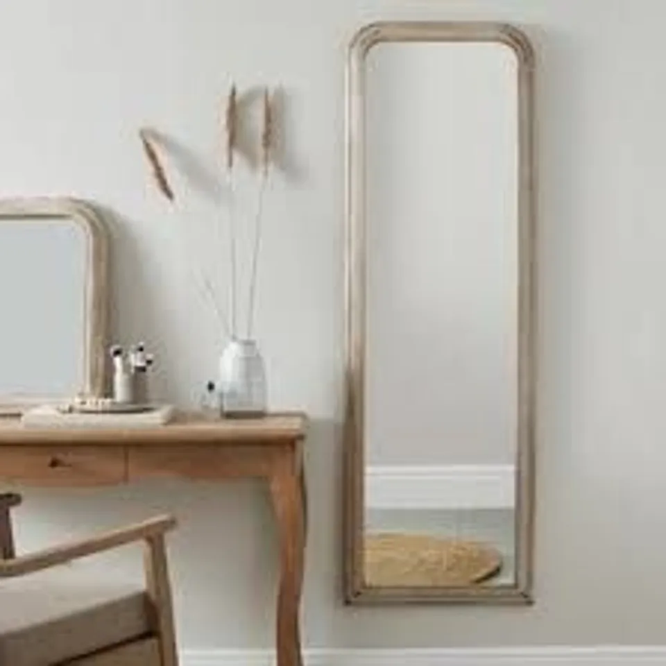 BOXED CHURCHGATE OAK EFFECT RECTANGLE FULL LENGTH WALL MIRROR (1 BOX)