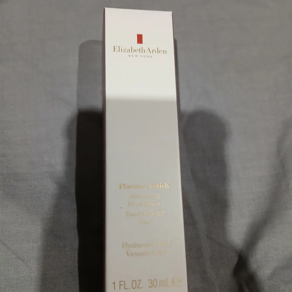 APPROXIMATELY 29 ELIZABETH ARDEN FLAWLESS FINISH SKINCARE FOUNDATION – 30 ML (1 FL OZ) – MAKE-UP