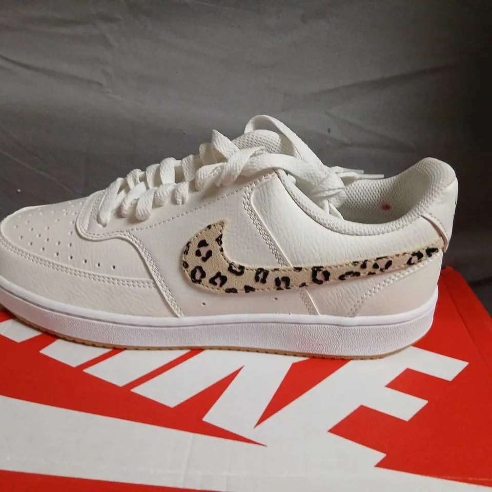 NIKE WHITE LEATHER SNEAKERS WITH LEOPARD PRINT SWOOSH – UK 7.5 (US 9)