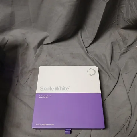 SMILEWHITE PROFESSIONAL TEETH WHITENING KIT – 16% CARBAMIDE PEROXIDE