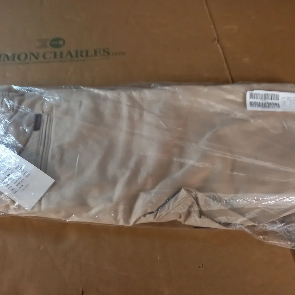 BAGGED JACK & JONES INTELLIGENCE SLIM FIT CHINO TROUSERS IN STONE - W28 L32