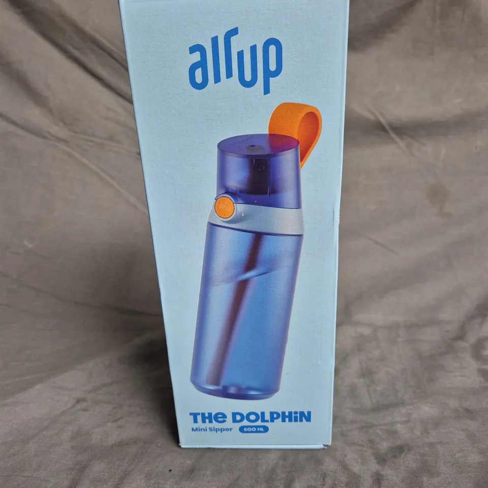 SEALED AIR UP THE DOLPHIN MINI SIPPER WATER BOTTLE IN BLUE 600ML