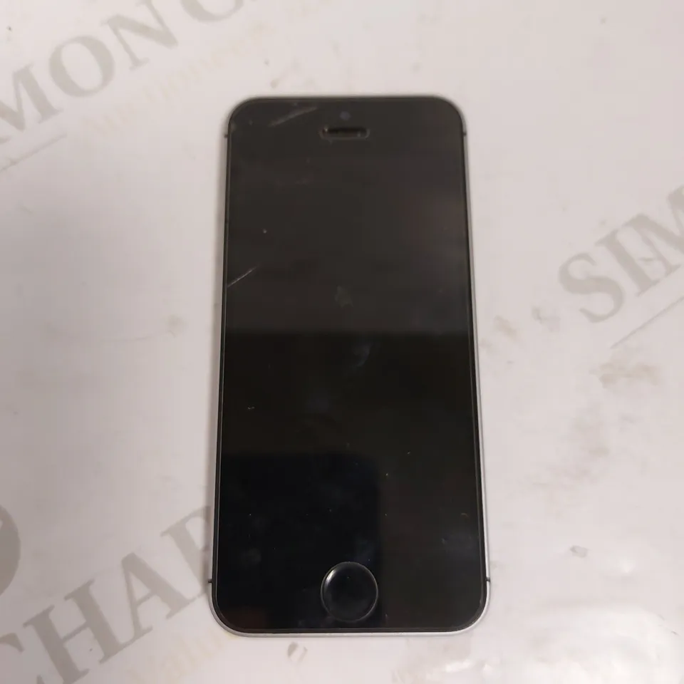 APPLE IPHONE SE (1ST GENERATION) A1723 