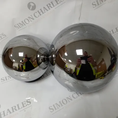 BOXED KELLY HOPPEN SET OF 2 INDOOR OUTDOOR PRELIT GLASS DECOR, REFLECTIVE ORBS