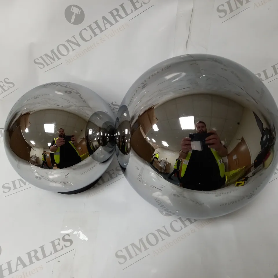BOXED KELLY HOPPEN SET OF 2 INDOOR OUTDOOR PRELIT GLASS DECOR, REFLECTIVE ORBS