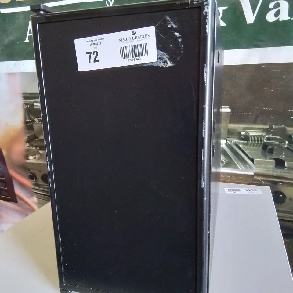 VITRIFRIGO COUNTER TOP MILK FRIDGE 240V Model FG14CBUK