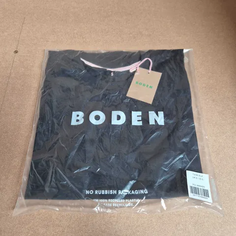 BAGGED BODEN COTTON CREW NECK T-SHIRT IN BLACK - UK SMALL