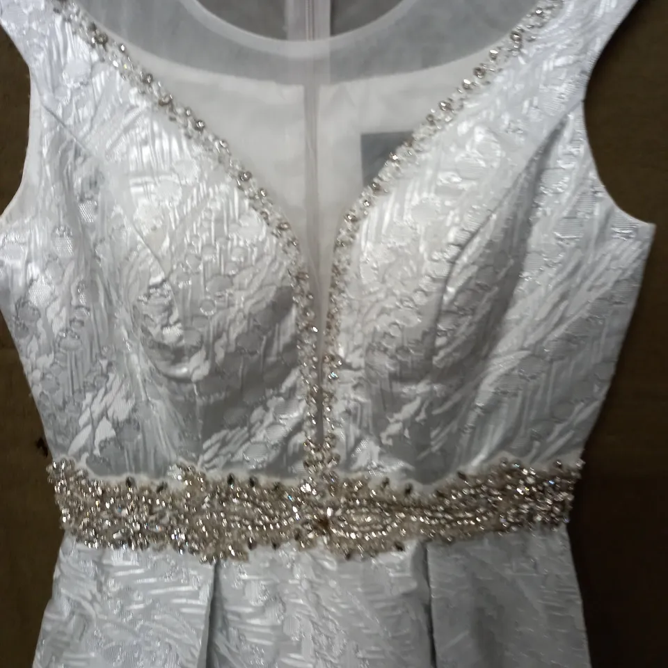 TOLO EVENING DRESS IN SILVER - 8