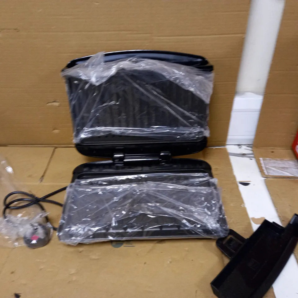 GEORGE FOREMAN FAMILY GRILL