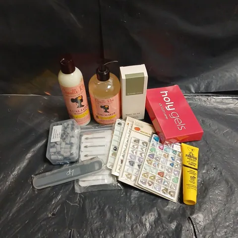 APPROXIMATEY 20 ASSORTED HEALTH AND BEAUTY PRODUCTS TO INCLUDE - ASSORTED NAIL GEMS - LUCY PASTORELLI NAIL DRILL BITS - CAMILLE ROSE CURL LOVE MOISTURE MILK - ETC