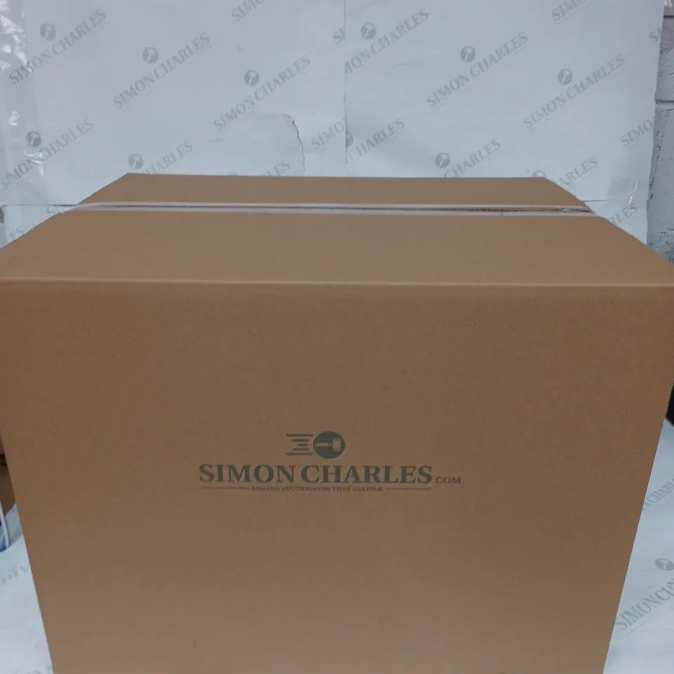 BOX TO CONTAIN A VERY LARGE QUANTITY OF PPE FACE MASKS 