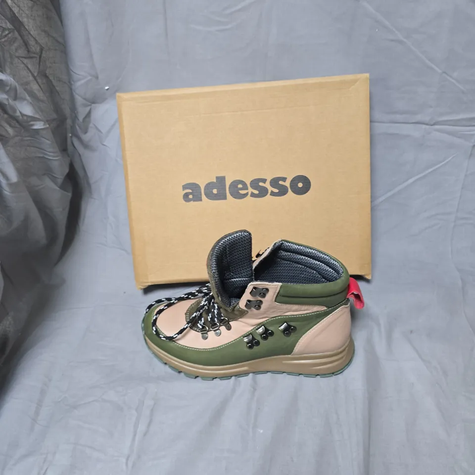 ADESSO HIKING BOOTS – BEIGE & OLIVE GREEN OUTDOOR FOOTWEAR,SIZE EUR 40 