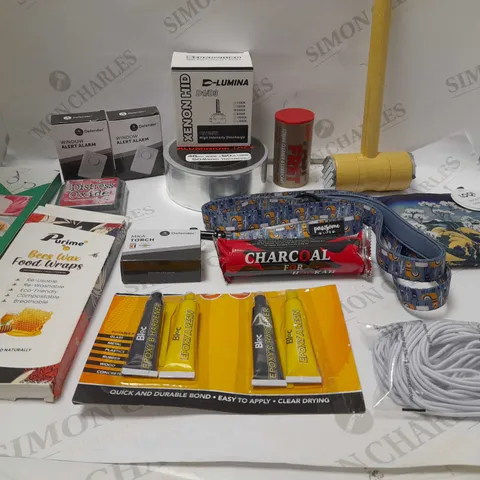 LOT OF ASSORTED HOUSEHOLD ITEMS TO INCLUDE DOG SCISSORS, CUTLERY AND WINDOW ALARMS