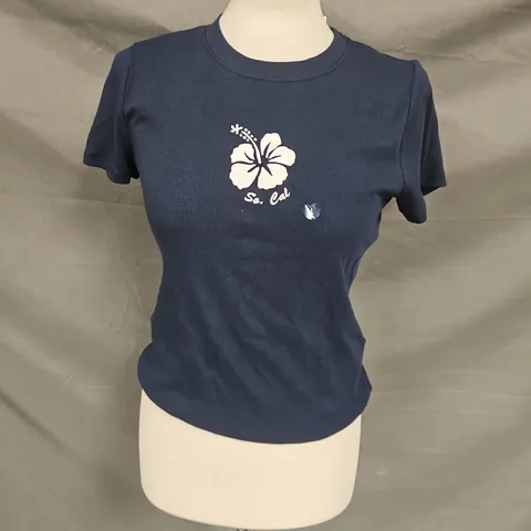 HOLLISTER TSHIRT SIZE L