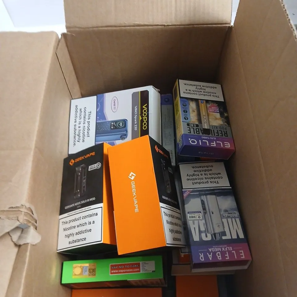 BOX OF APPROXIMATELY 25 ASSORTED E-CIGARETTES TO INCLUDE: ASSORTED VAPORESSO ITEMS