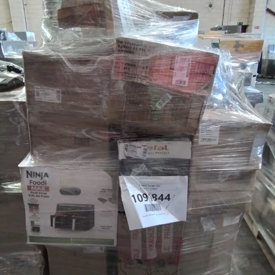 PALLET OF APPROXIMATELY 27 UNPROCESSED RAW RETURN HOUSEHOLD AND ELECTRICAL GOODS TO INCLUDE;