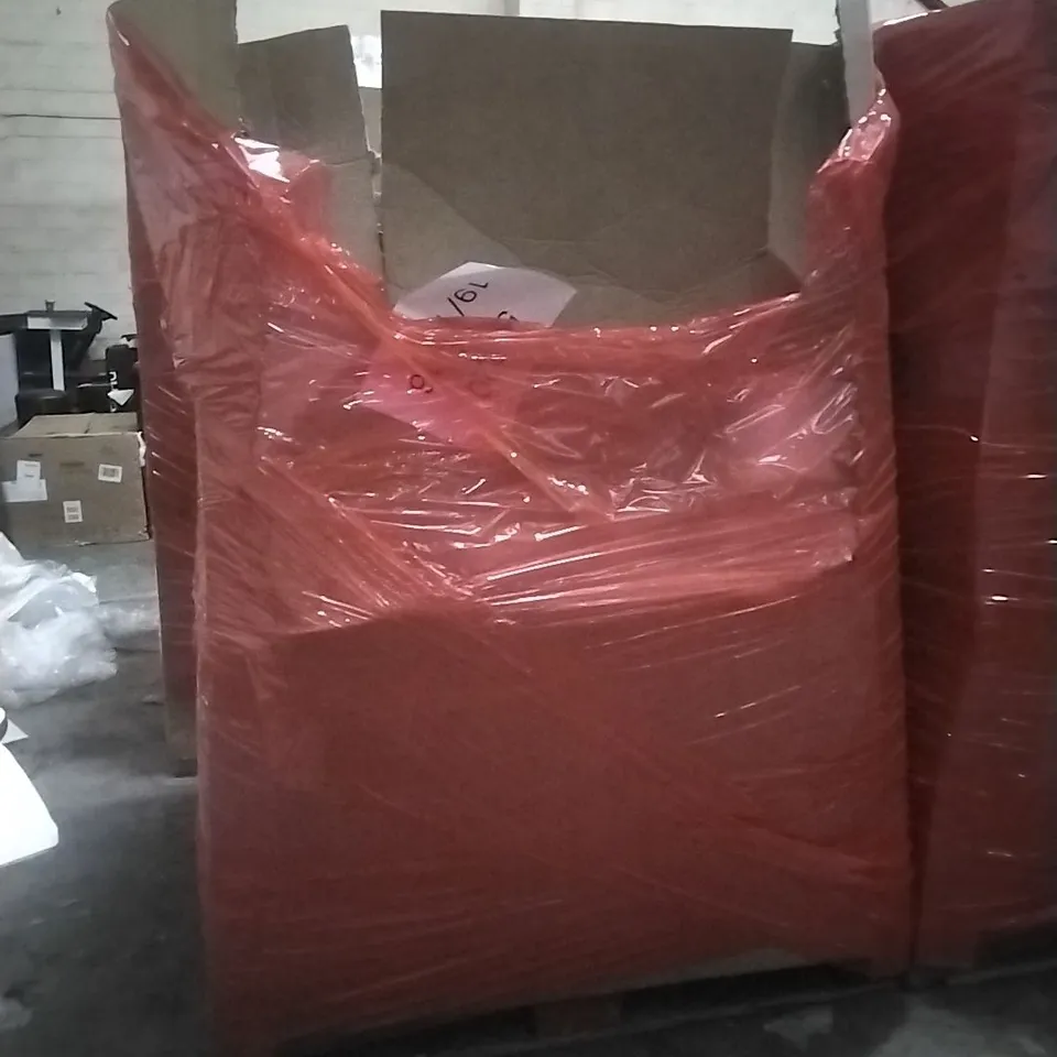 PALLET OF ASSORTED ITEMS INCLUDING - PREMIUM CONTROL SHOWER SET
