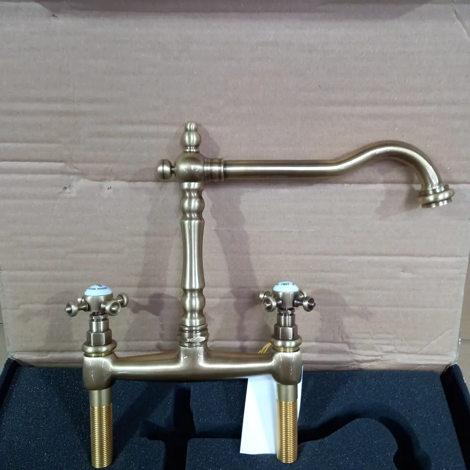 TREMERCATI TM187 FRENCH CLASSIC BRIDGE SINK MIXER - ANTIQUE BRASS